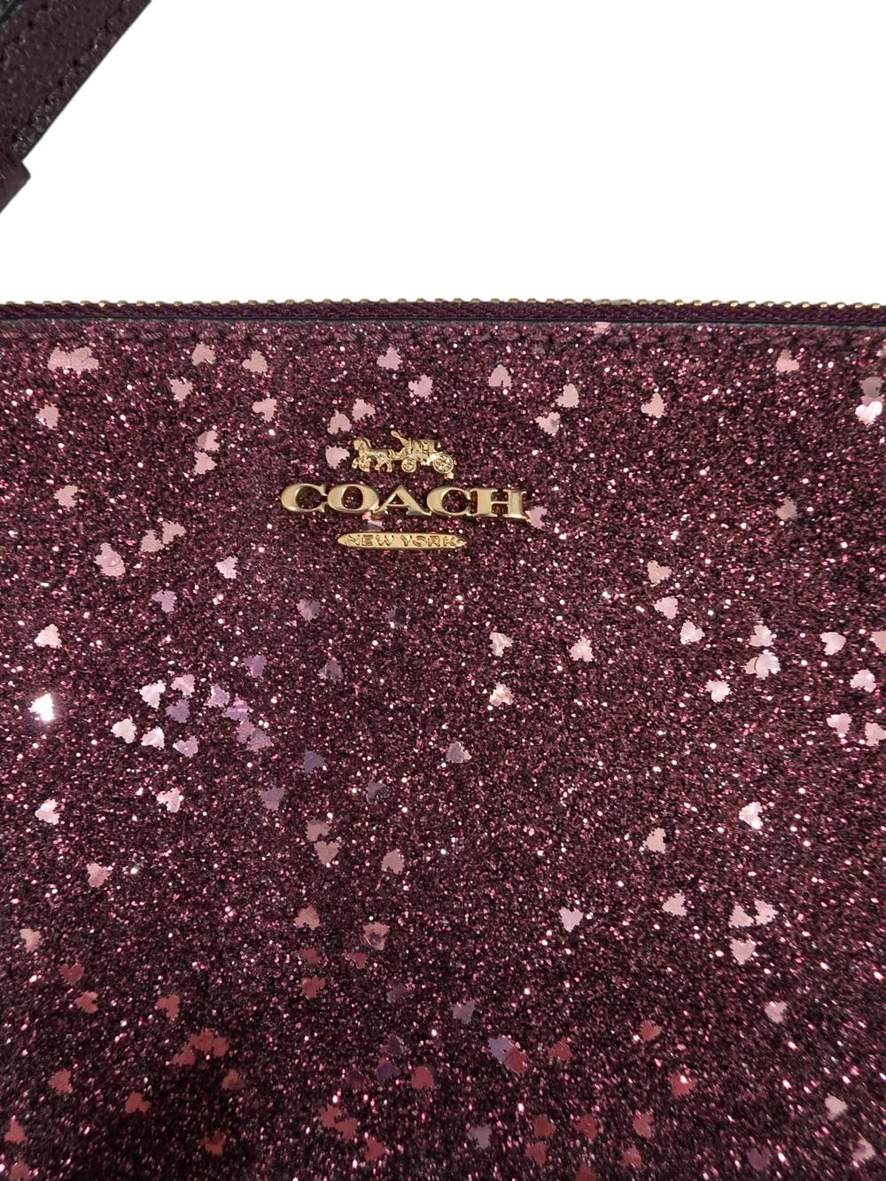 COACH HEART GLITTER SMALL WRISTLET